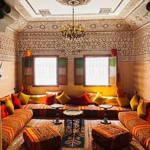 Essassi 23 Aparthotel
