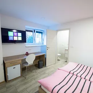 Ursa 3*, Preddvor Slovenië